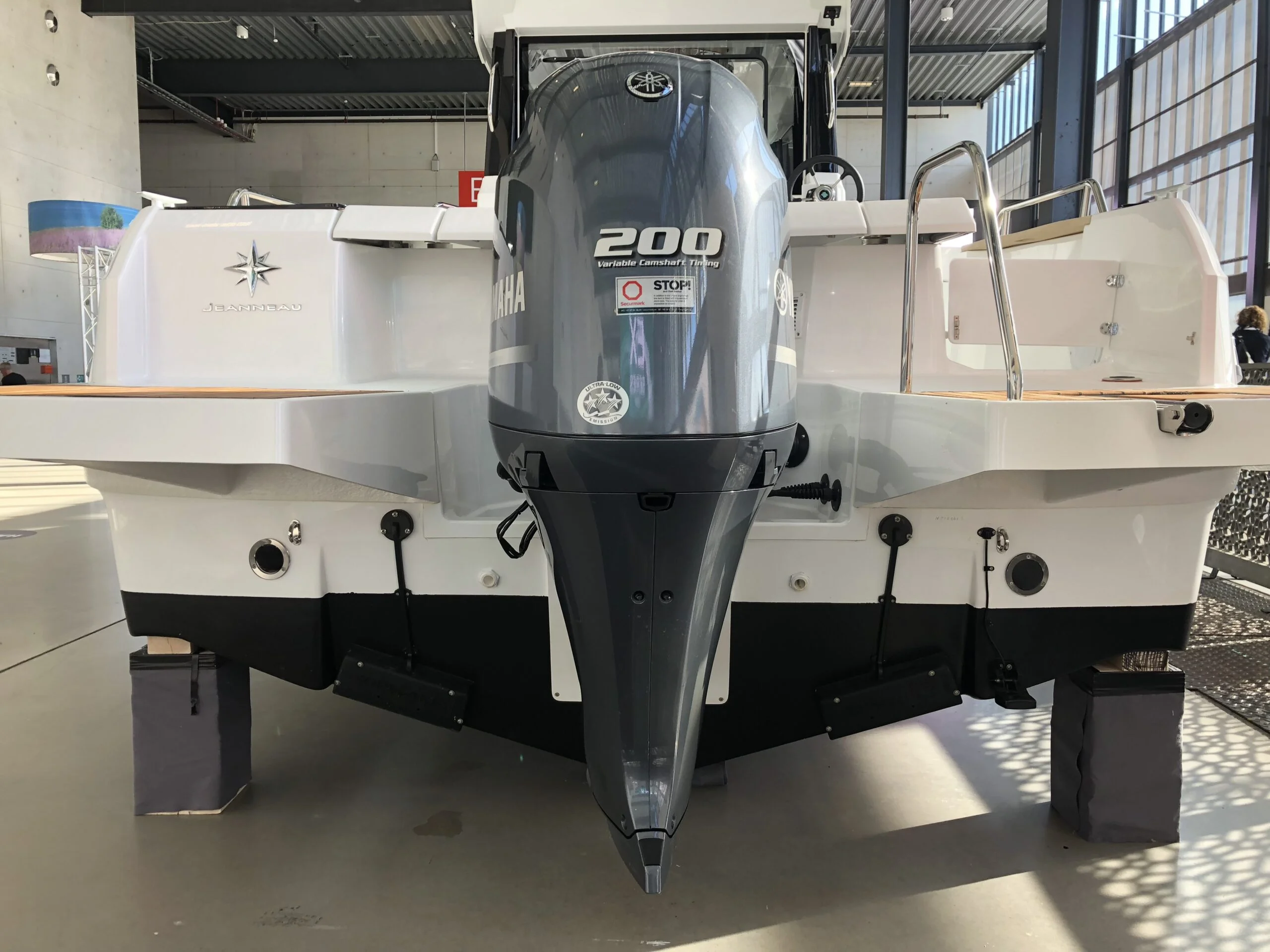 Jeanneau Merry Fisher 795 Marlin - Zipwake