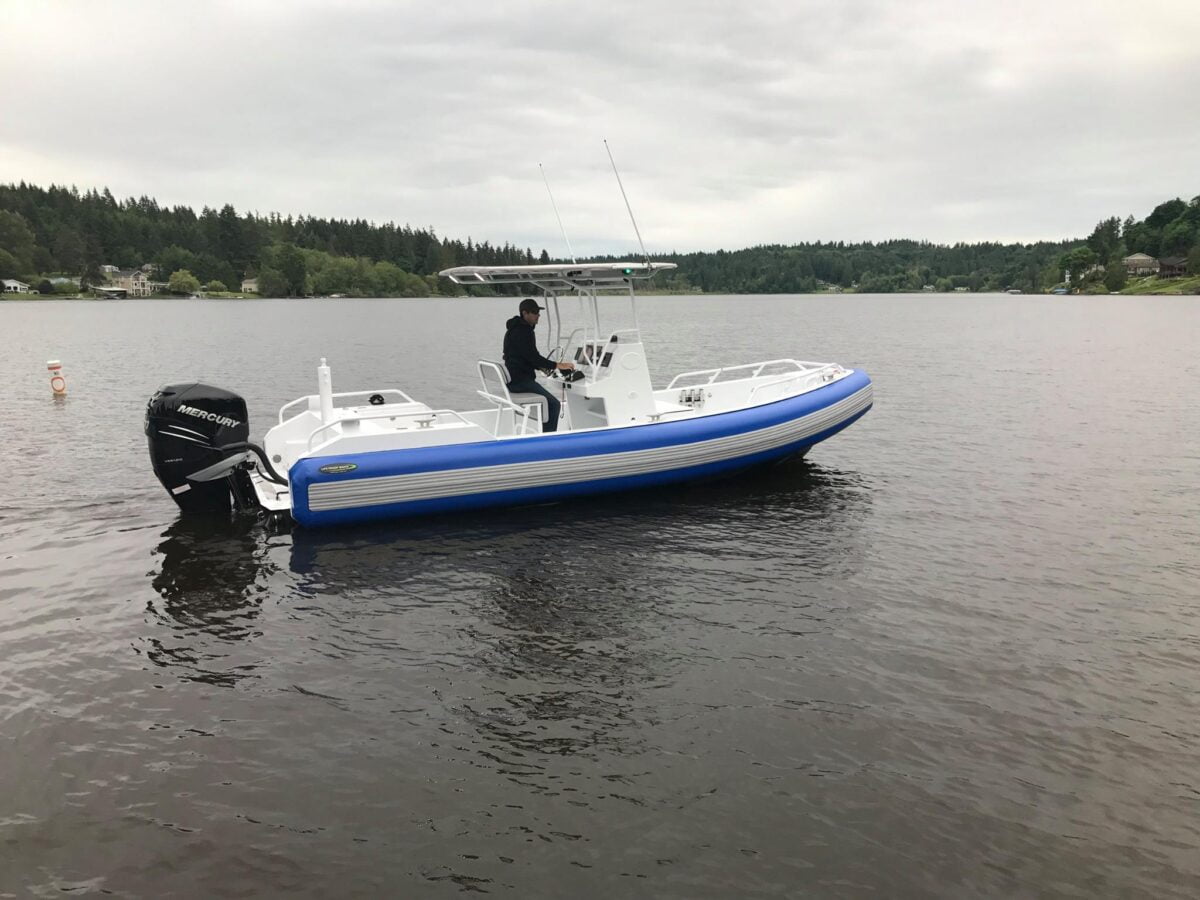 Zipwake Automatic trim control Life Proof Boat 23